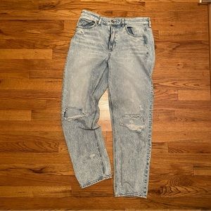 American Eagle Distressed Jeans